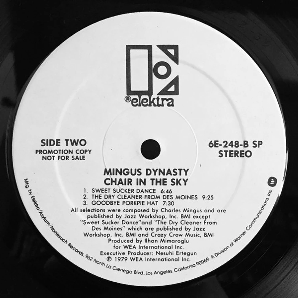 Mingus Dynasty, Joe Farrell, Charlie Haden, John Handy, Jimmy Knepper, Jimmy Owens, Don Pullen, Dannie Richmond - Chair In The Sky