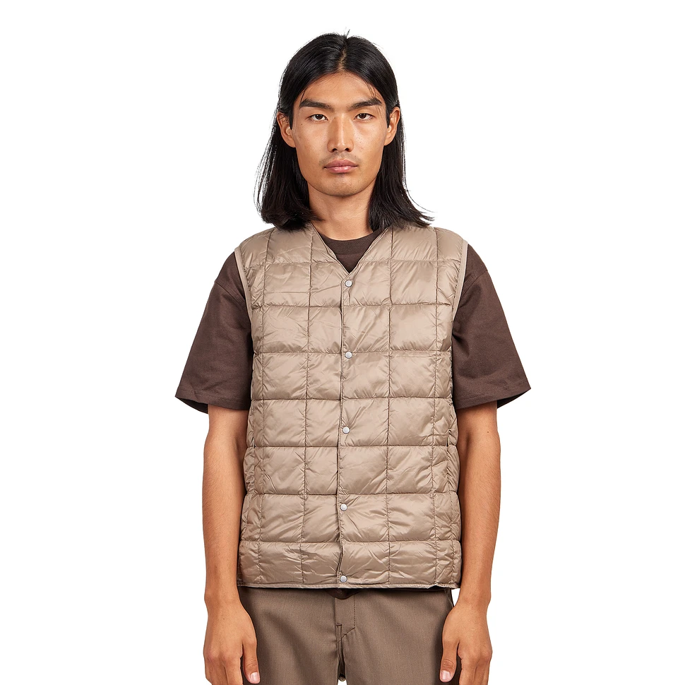 TAION - V Neck Button Down Vest (Eco)