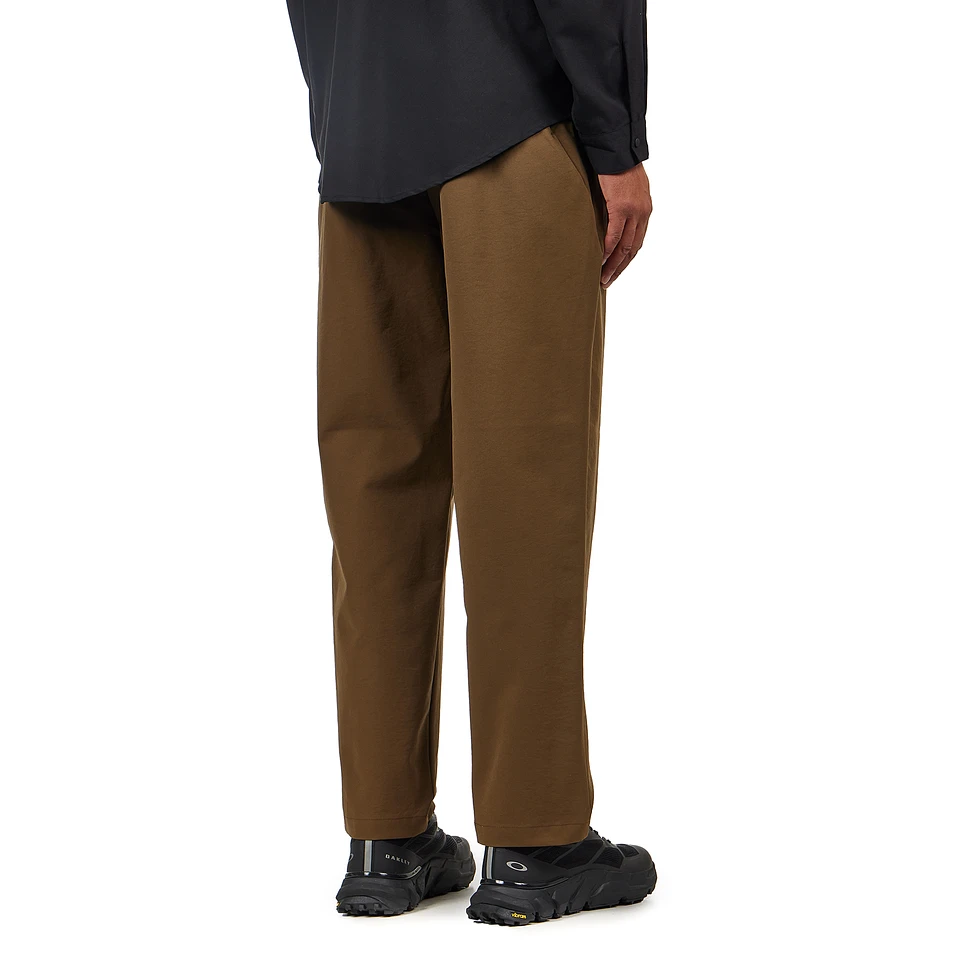 Goldwin One Tuck Tapered Stretch Pant Taupe Brown Men's
