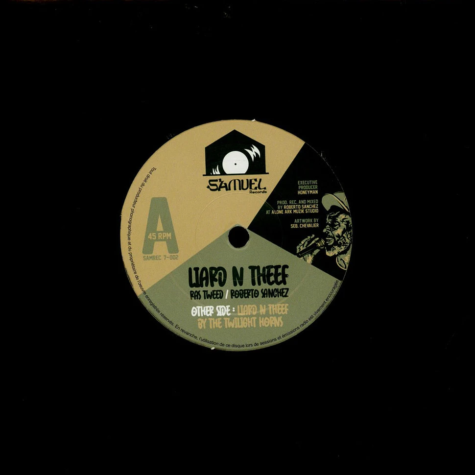 Ras Tweed & Roberto Sanchez / Twilight Horns - Liard & Theef / Horns