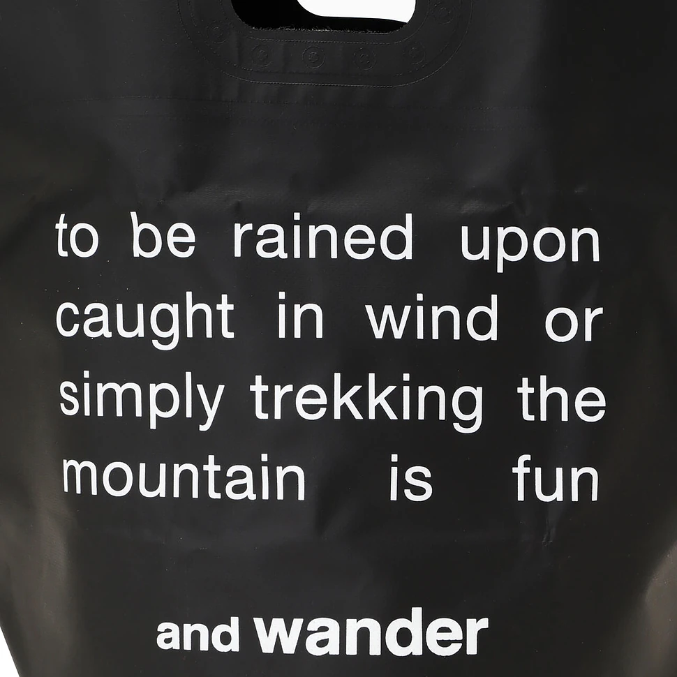 and wander - Storage Bucket 35L