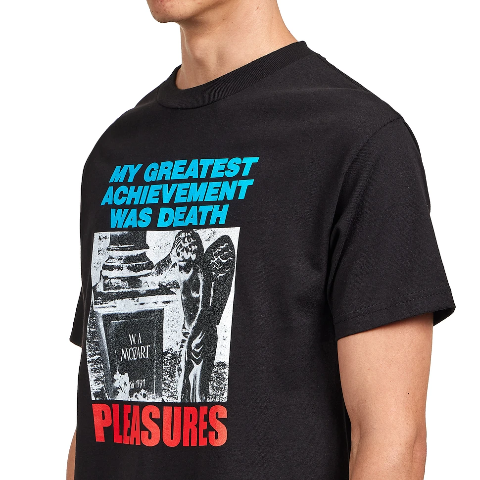 PLEASURES - Wolfie T-Shirt