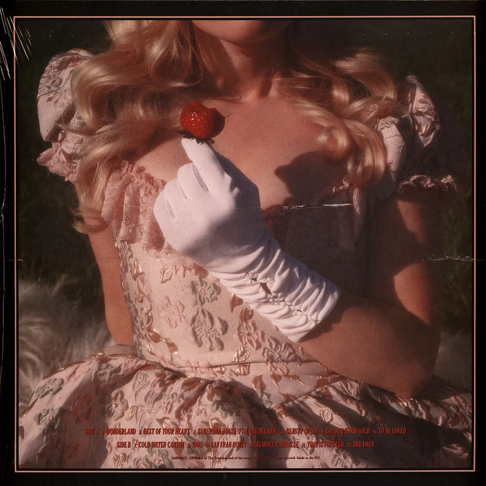 Holly Macve - Wonderland Strawberry Red Vinyl Edition