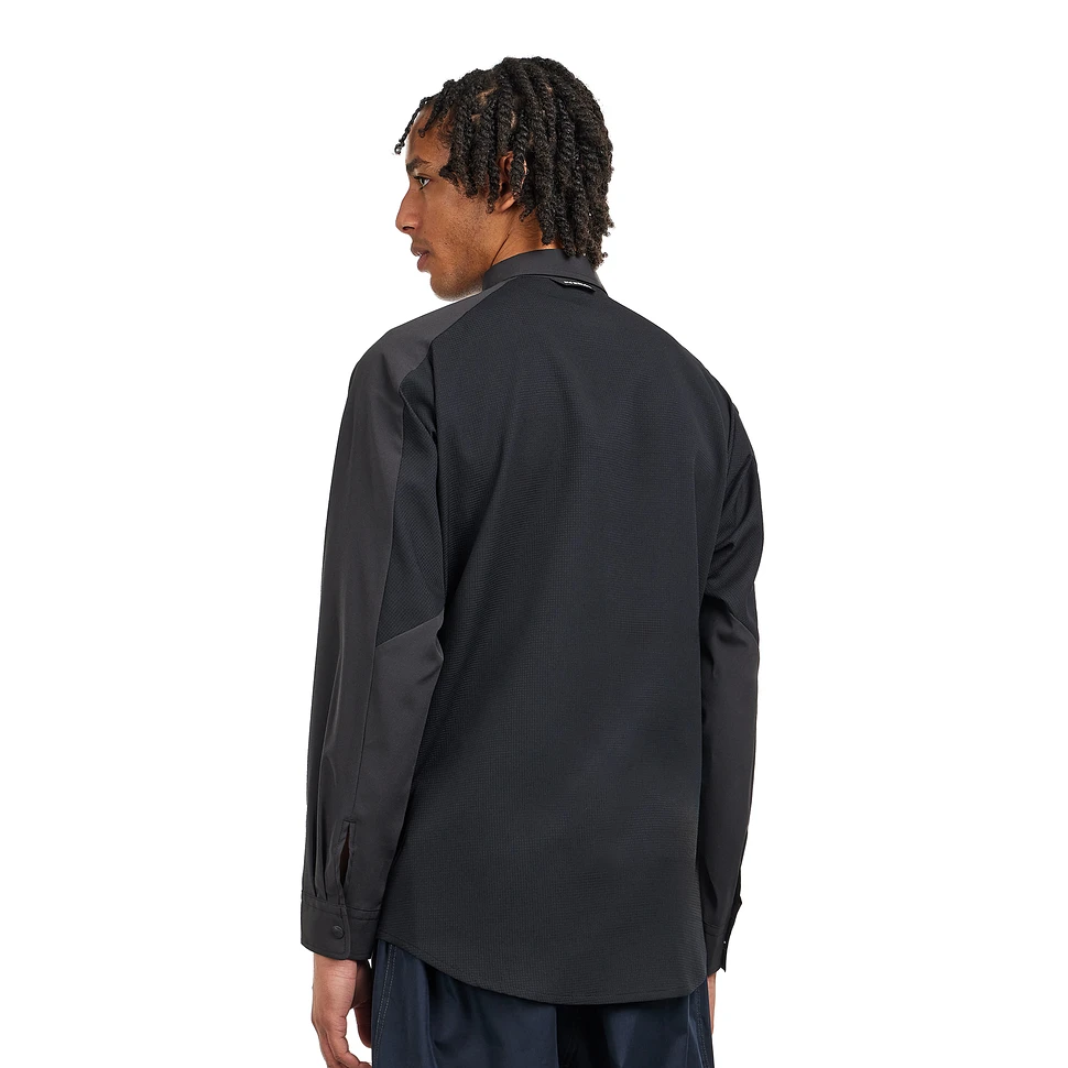 and wander - Tech LS Shirt (Black) | HHV