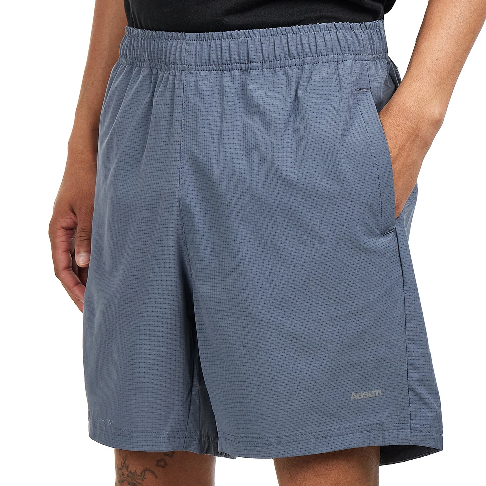 Adsum - Run Short