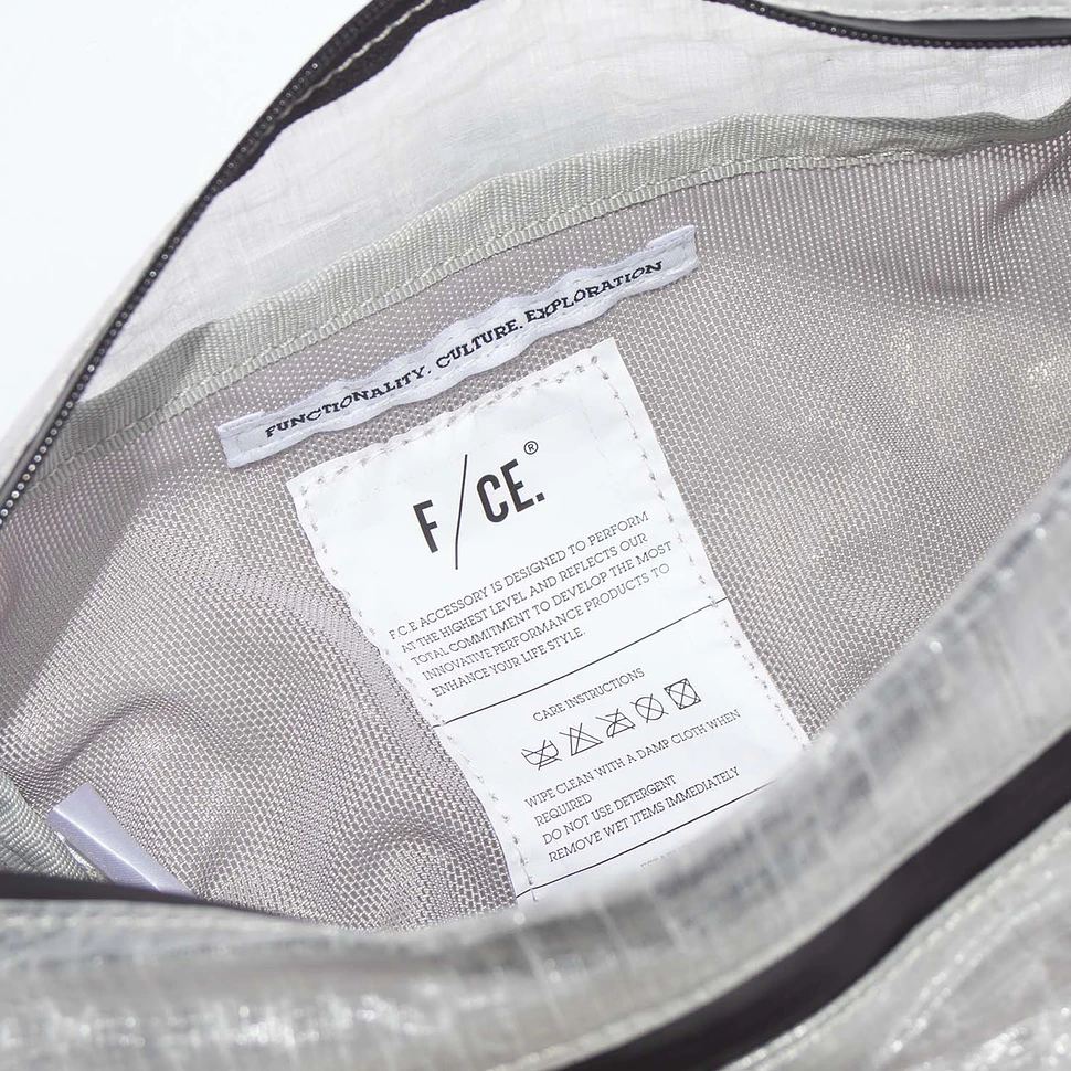 F/CE - Shoulder with Dyneema