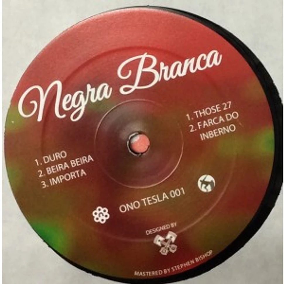 Negra Branca - N B