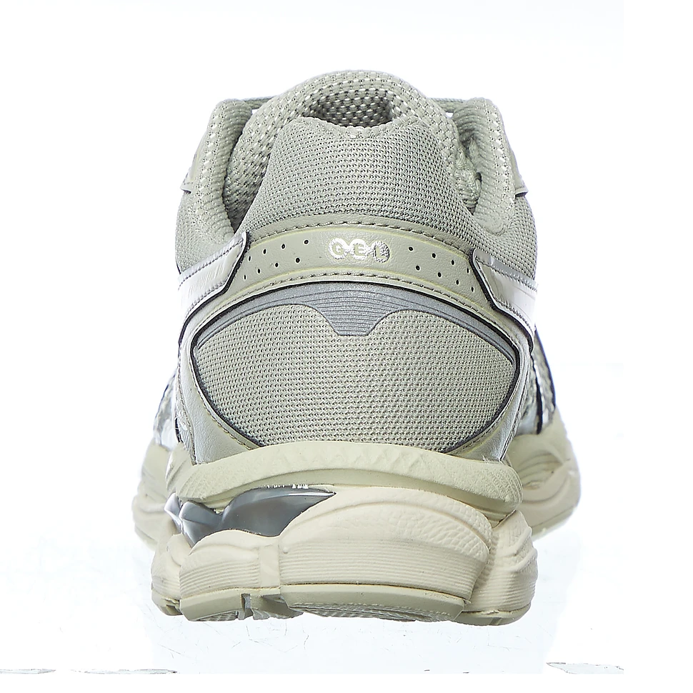 Asics - Gel-Cumulus 16