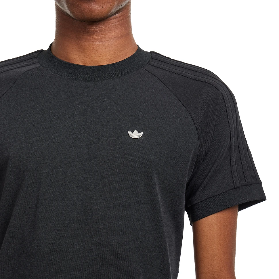 adidas - Premium Cali T-Shirt