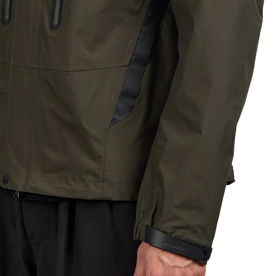 and wander - 2.5L Hiker Rain Jacket