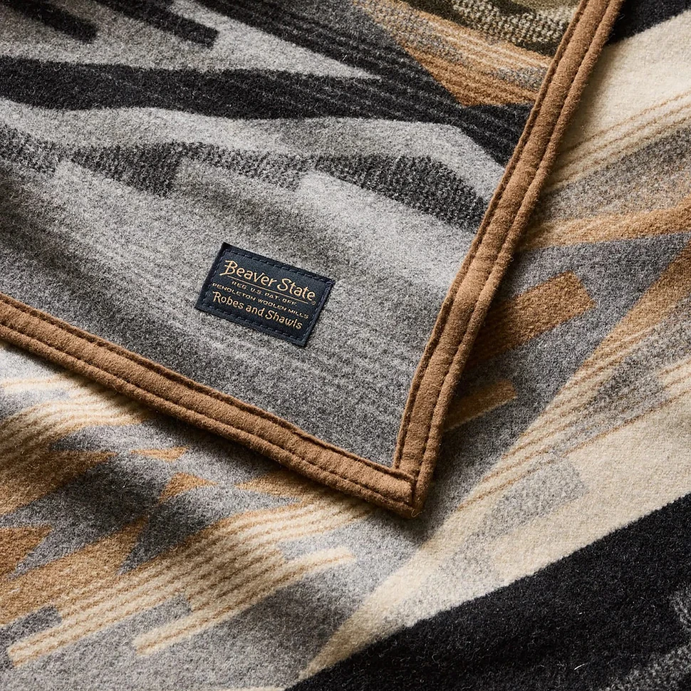 Pendleton - Jacquard Unnapped Robe