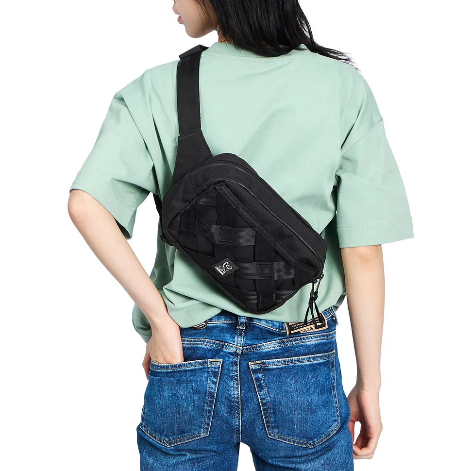 Chrome Industries - Barrage 5L Sling (Black X) | HHV