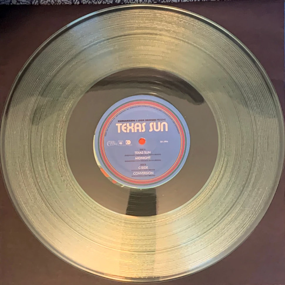 Khruangbin & Leon Bridges - Texas Sun