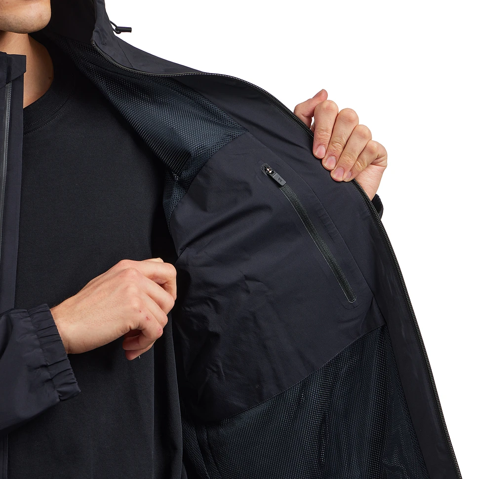 On - Waterproof Jacket IKON (Black) | HHV