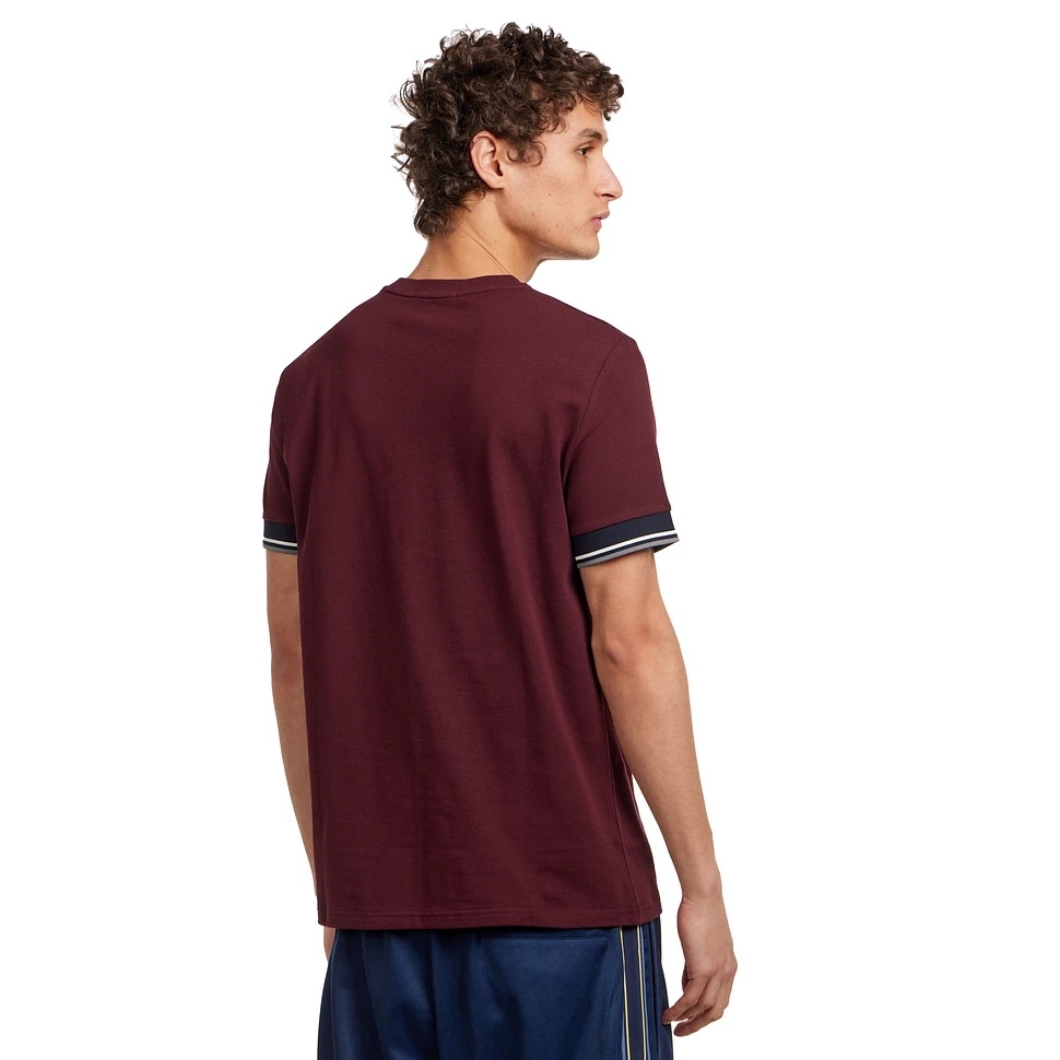 Fred Perry - Twin Tipped Cuff T-Shirt