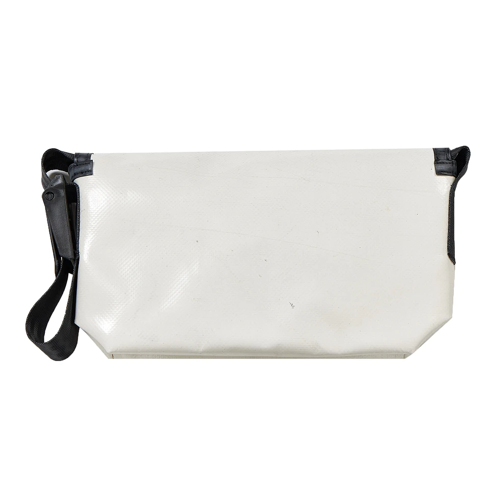 FREITAG - Hawaii Five-O (Schneeweiss) | HHV