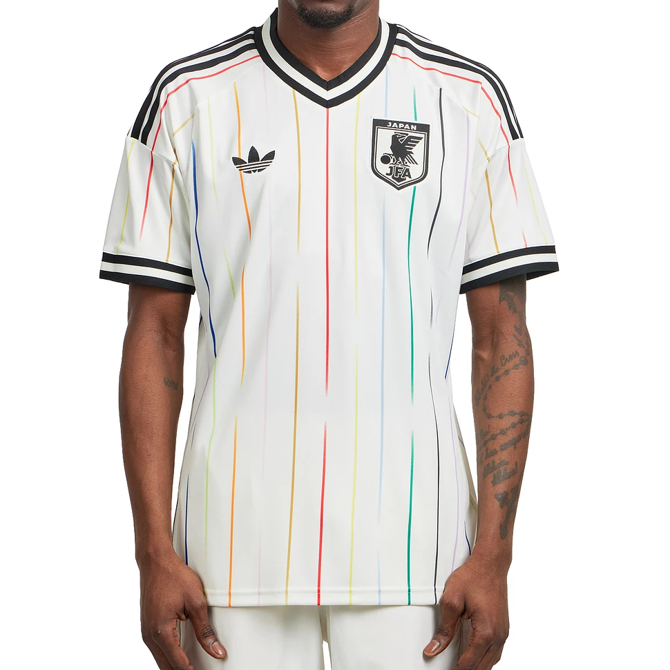 adidas - Japan 26 Away Replica Jersey (Off White / Black) | HHV
