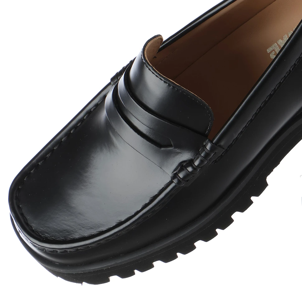 Clarks Originals - Yukoner Penny (Black Leather) | HHV