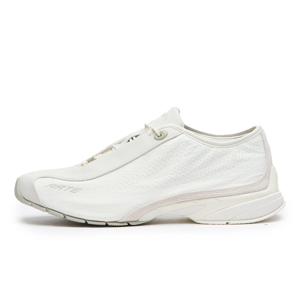 F50 Feather Sneaker Crinkle Nylon