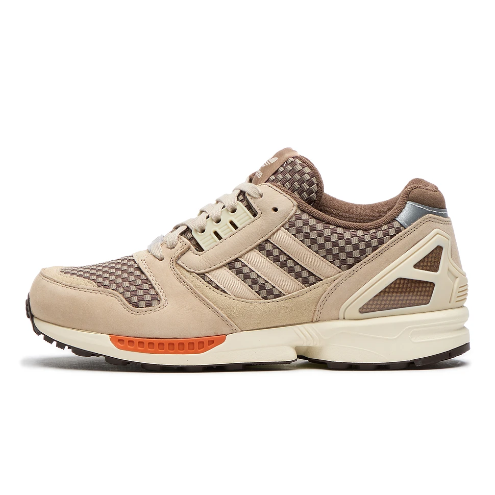 ZX 8000
